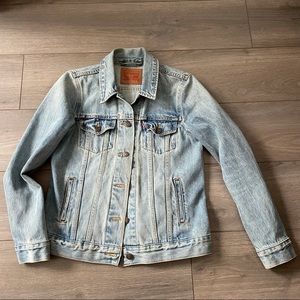 Levi’s Denim Jean Jacket